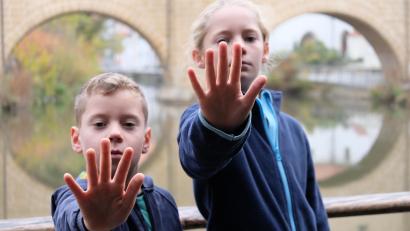 Archivbild: Michael Hartinger
Auch Kinder haben Grenzen. Ihnen beizubringen, dass sie diese klar kommunizieren dürfen, ist ein Ziel von Pädagogin Irmi Wette.