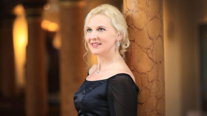 Bild: Manuela Falk/exb
Die Sopranistin Manuela Falk brilliert oft in Kirchen mit ihrer hochausgebildeten Stimme.