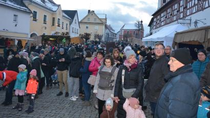 Archivbild: jr
Menschenmassen werden an den beiden Adventssonntagen in Bad Neualbenreuth erwartet. Mit bis zu 5000 Besuchern pro Sonntag rechnen die Veranstalter.