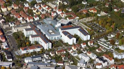 Bild: Bernd Georgi
Das Klinikum St. Marien in Amberg behandelt pro Jahr rund 60.000 Patienten.