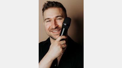 Bild:  Benjamin Ebi/exb
Deutsche Klassiker und weltbekannte Balladen singt Christoph Baierl.