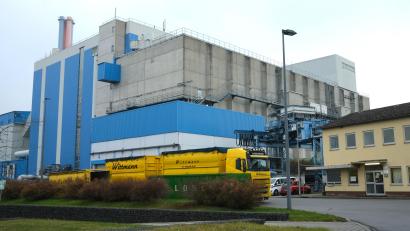 Bild: Hirsch
Der Zweckverband Müllverwertung Schwandorf wird bis 2031 rund 190 Millionen Euro in den Anlagenbau am Standort Schwandorf investieren.