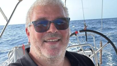 Bild: Segelschule Gradl/exb
"Wir haben einiges erlebt", sagt Christian Gradl nach der Atlantiküberquerung mit einem Segelboot voller Anfänger.