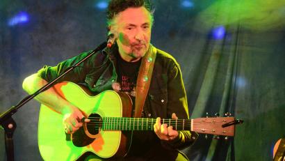 Bild: Kunz
Richie Necker im Parapluie beim Nikolauskonzert.