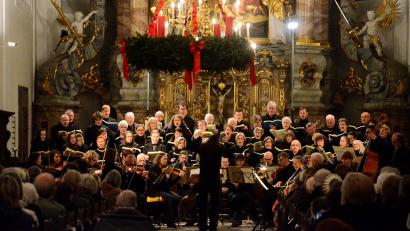 Bild: Kunz
Kantorei, Orchester und Solisten führen unter Leitung von Anna-Magdalena Bukreev das "Weihnachtsoratorium" auf.