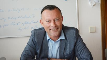 Archivbild: Gabi Schönberger
Stefan Frischholz bleibt auch in Zukunft Geschäftsführer der Volkshochschule Weiden-Neustadt gGmbH.