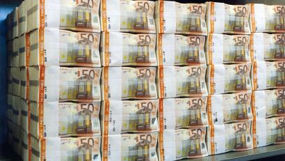 Symbolbild: Deutsche Bundesbank
Stattliche Geldpakete, hier ein Symbolbild aus der Bundesbank, kommen in Form von Schlüsselzuweisungen bei den meisten Kommunen im Landkreis an.