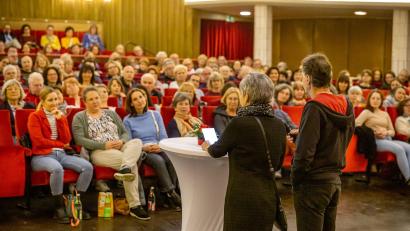 Archivbild: Marcus Rebmann/exb
Die französische Filmnacht hat sich längst zu einem Publikumsmagneten entwickelt. 2025 findet sie am 24. Januar ab 19 Uhr statt.