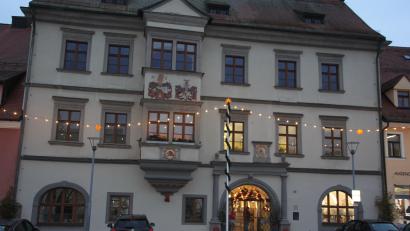 Bild: kro
Einstimmig wurde im Bauausschuss des Tirschenreuther Stadtrats ein Tekturplan für das Rathaus I genehmigt.