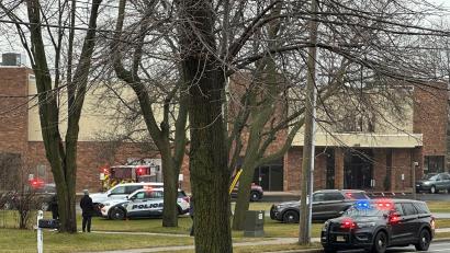 Bild: Scott Bauer/AP/dpa
Die Hintergründe der tödlichen Tat an der US-Schule sind noch unklar.
