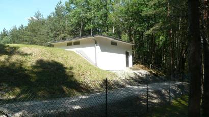 Archivbild: Günter Karzmarczyk
Der Betrieb „Wasser und Energie Kümmersbruck“ (WEK) versorgt die Haushalte der beiden Orte Wolfsbach und Theuern mit Wasser. Hier der Hochbehälter in Penkhof.