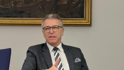 Bild: pz
Bürgermeister Franz Stahl wird bei der Kommunalwahl 2026 nicht mehr für den Posten als Rathauschef der Kreisstadt kandidieren. Am Dienstag erläuterte der "Vollblut-Kommunalpolitiker", wie er sich selbst bezeichnet, Einzelheiten dazu.