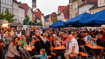 Bild: Petra Hartl
Das Altstadtfest in Amberg ist jedes Jahr ein großer Besuchermagnet