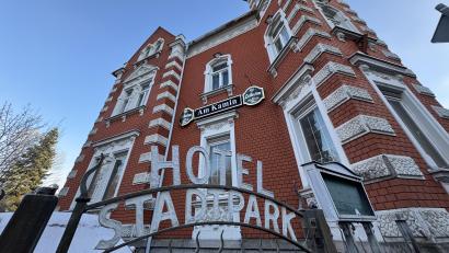 Bild: Matthias Bäumler
Das „Hotel am Stadtpark“ hat die Stadt Marktredwitz an einen Privatinvestor verkauft.