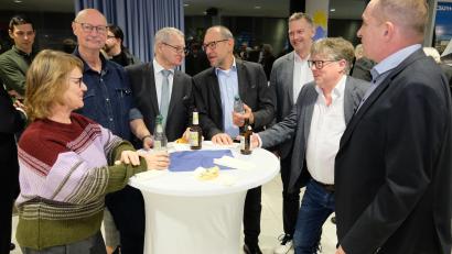Bild: do
Man kennt sich beim CSU-Neujahrsempfang und wünscht sich gegenseitig ein gutes Gelingen im neuen Jahr