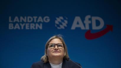 Bild: Peter Kneffel/dpa
Katrin Ebner-Steiner, Vorsitzende der AfD-Fraktion im Bayerischen Landtag.