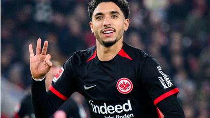 Bild: Tom Weller/dpa
Wechselt wohl von Eintracht Frankfurt zu Manchester City: Omar Marmoush.