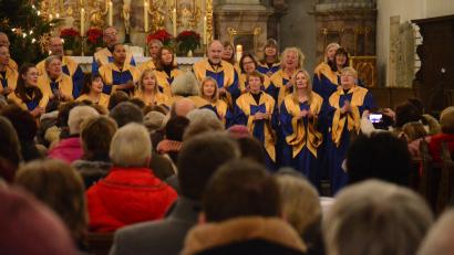 Bild: Kunz
Der Gospelchor Hope and Joy unter Leitung von Ramona Fink begeisterte das Publikum.