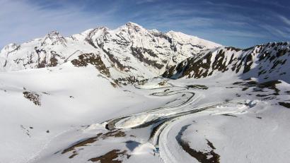 Bild: Helmut Fohringer/dpa
Am Großglockner kam eine Frau bei einer Bergtour ums Leben.