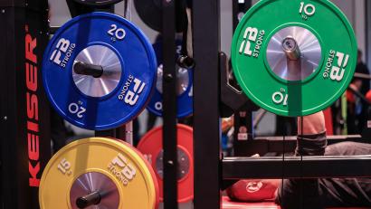 Symbolbild: Oliver Berg/dpa
Rechtsextremisten fischen auch in Weidener Fitness- und Kampfsportstudios nach Mitgliedern für ihre "Active Clubs".