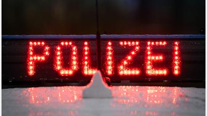 Bild: Soeren Stache/dpa
Die Polizei hat einen 30-Jährigen aus dem Verkehr gezogen.