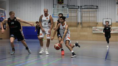 Bild: Dieter Jäschke
Liam Archer ist neuer Spielmacher der Neustädter Basketballer.