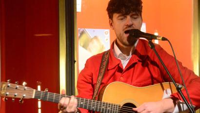 Bild: Kunz
Lasse Matthiessen aus Kopenhagen gab in Weiden ein Konzert.