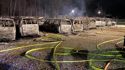 Bild: Berufsfeuerwehr München/dpa
23 Dienstfahrzeuge gingen in Flammen auf.