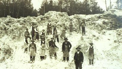 Bild: Archiv Werner Männer
Arbeiter in der Tongrube, wahrscheinlich 1890er Jahre