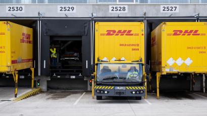 Archivbild: Sven Hoppe/dpa
Auch das Paketzentrum in Aschheim bei München ist betroffen.