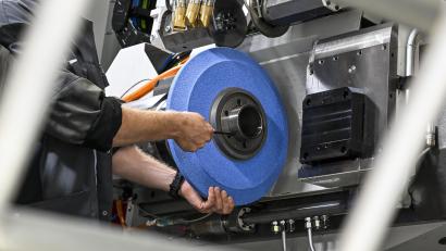 Symbolbild: Jens Kalaene/dpa
In einer konjunkturellen Flaute können Arbeitgeber ihre Beschäftigten in Kurzarbeit schicken und so Arbeitsplätze erhalten.