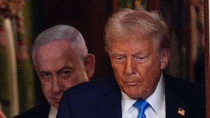 Bild: Evan Vucci/AP/dpa
US-Präsident Donald Trump und der israelische Ministerpräsident Benjamin Netanjahu.