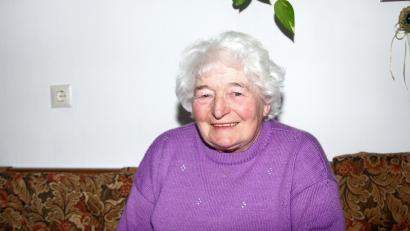 Bild: wro
Maria Bächer lebt in Muckenthal bei Wiesau. Zur Welt kam sie vor 85 Jahren am Aslhof ihrer Eltern.