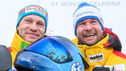 Bild: Robert Michael/dpa
Francesco Friedrich (l) gewinnt im Zweierbob vor Johannes Lochner in Lillehammer.