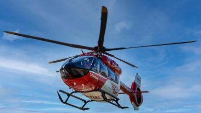 Bild: Benedikt Spether/DRF-Luftrettung
Auch 2024 war der Hubschrauber der DRF-Luftrettung wieder bei mehr als 1000 Einsätzen vor Ort.