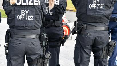 Symbolbild: Petra Hartl
Mehrere Polizeistreifen waren in Sulzbach-Rosenberg an einem Einsatz beteiligt, der sich als gegenstandslos erwies.