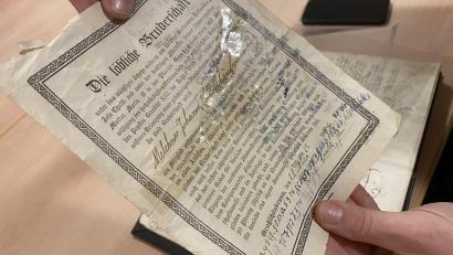 Bild: upl
Aus dem Jahr 1944 stammt dieser Mitgliedszettel. Einen solchen bekommt bis heute jeder, der der Bruderschaft beitritt.