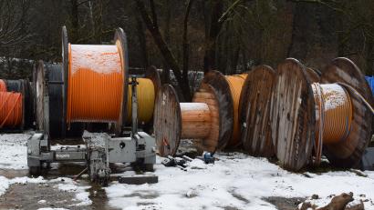 Bild: bnr
Der Aufbau eines gigabitfähigen Breitbandnetzes ist 2025 die größte Baumaßnahme der Gemeinde Guteneck. Mit den Arbeiten wird im zeitigen Frühjahr begonnen.
