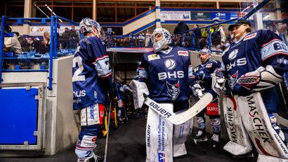 Bild: Werner Moller
Die Spieler der Blue Devils Weiden freuen sich über Zuwachs im Kader: Mit James Hardie und Matthew Sredl verpflichtete der DEL-2-Neuling die Kontingentspieler fünf und sechs für diese Spielzeit.