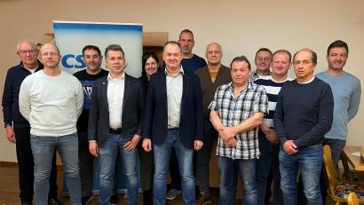 Bild: Paul Böhm
Bei der Jahreshauptversammlung des CSU-Ortsverbandes Ebermannsdorf-Pittersberg wurde auch die Vorstandschaft neu gewählt. 
Erich Meidinger (Bildmitte) bleibt auch in den nächsten drei Jahren ihr Vorsitzender.