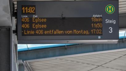 Bild: Wolfgang Steinbacher
Immer wieder fallen auf den Amberger Stadtlinien 405 und 406 die Busse aus. Das war auch Thema in der letzten Verbandsversammlung des Zweckverbands Nahverkehr Amberg-Sulzbach.