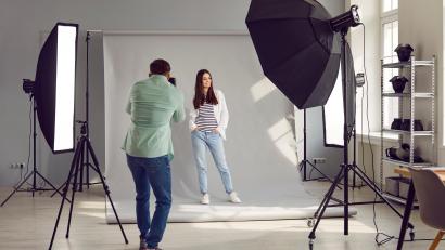 Bild: Studio Romantik / Adobe Stock
Der erste Eindruck ist wichtig - auch beim Bewerbungsfoto.