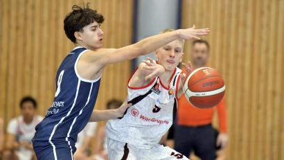 Archivbild: Hubert Ziegler
Henry Tiemann (rechts) und die Oberpfalz Hunters treten in der Jugend-Basketball-Bundesliga am Sonntag gegen die Rhein-Neckar-Metropolitans an.