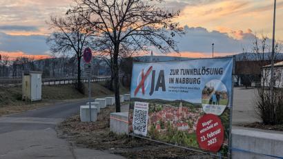 Bild: wrl
Die Nabburger stimmten am Sonntag per Bürgerentscheid über eine Tunnellösung für den Bahnübergang ab. Dabei wurden die Bemühungen der Stadt um einen Tunnel klar gestärkt.