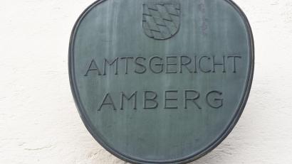 Symbolbild: Petra Hartl
Vor dem Amtsgericht Amberg wurde gegen einen 42-Jährigen verhandelt, der mit Amphetamin erwischt worden war.