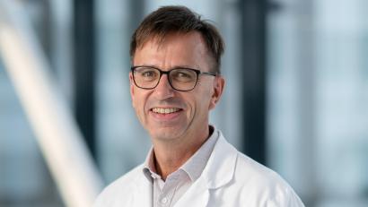 Bild: Peter Langgaertner
Dr. Michael Angerer (64), Leiter der Neurologie am Klinikum Weiden, geht zum 31. März 2025 in Ruhestand.