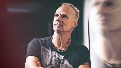 Bild: Bernd Schoenfelder/exb
Ossi Mark, früher bei "Pop nach 8", geht jetzt mit seiner Hommage an Peter Maffay auf Tournee.