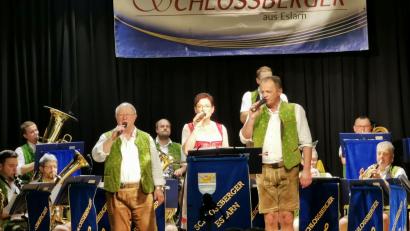 Archivbild: gz
Die "Schlossberger" garantieren mit bayerisch-böhmischer Blasmusik und Gesang beste Unterhaltung beim Eslarner Starkbierfest.