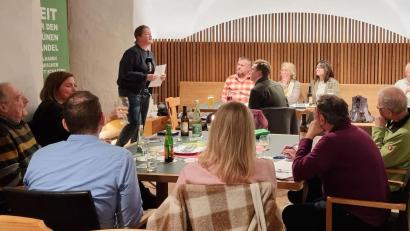 Bild: Falk Ponsold 
Am politischen Ascher­mitt­woch versammelten sich die Grü­nen-Kreis­ver­bän­de Wei­den und Neu­stadt/WN im Ratskeller in Weiden.