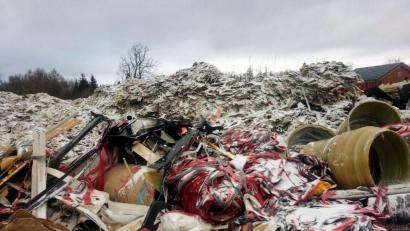 Bild: Jiříkov Mayor Barbora Šišková
Ein Bild von der Müllhalde in Jiříkov, das Bürgermeisterin Barbora Šišková aufgenommen hat.